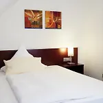 Hotel Haus Sparkuhl Garni 3*