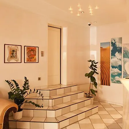 Отель Haus Sparkuhl Garni 3*