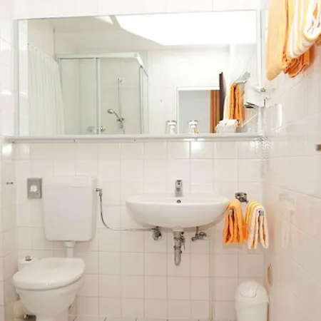 Haus Sparkuhl Garni Hotel 3*