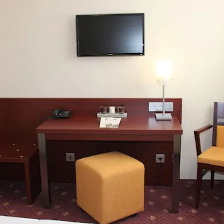 Haus Sparkuhl Garni Отель 3*