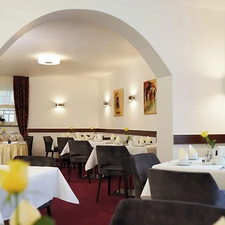 Haus Sparkuhl Garni Отель 3*