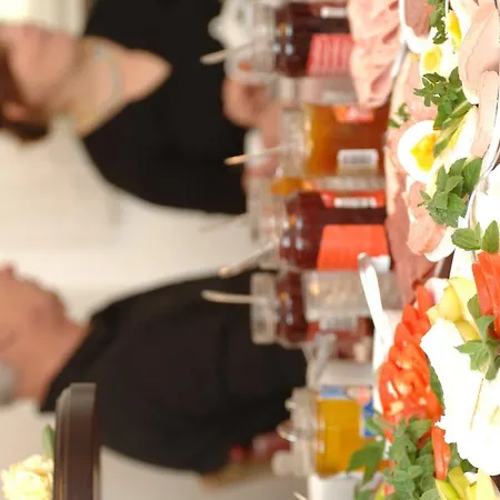 Отель Haus Sparkuhl Garni Ганновер