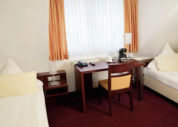 Haus Sparkuhl Garni Otel 3*
